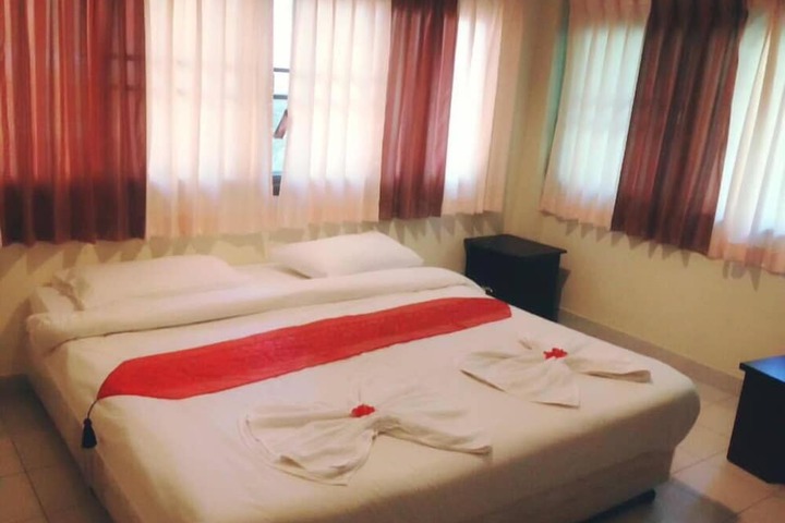Room 11 of 41