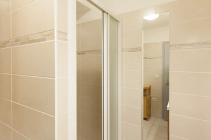Room 3 of 20