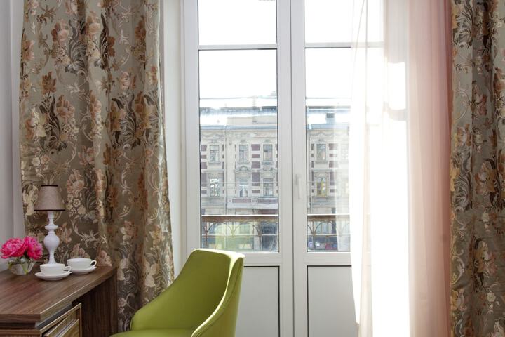 Room 9 of 52