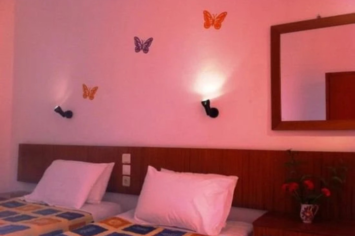 General 4 of 12
