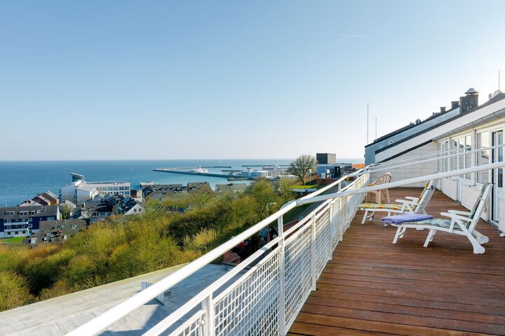 Terrace/Patio 21 of 34