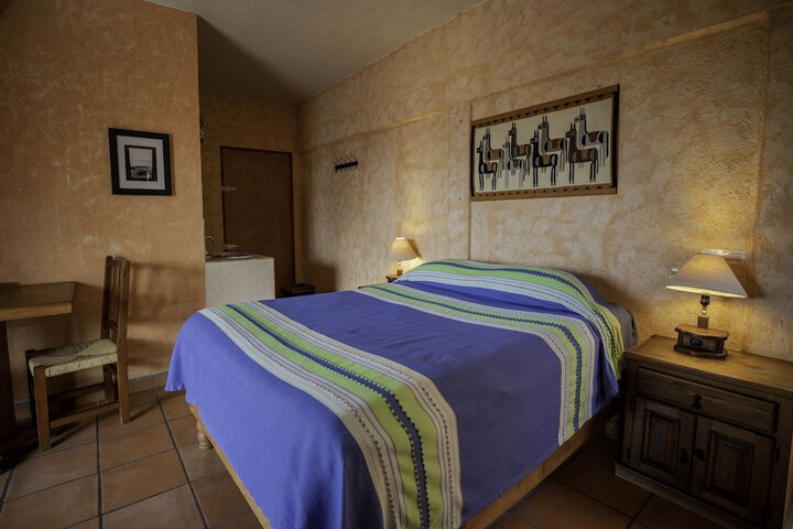 Room 8 of 85