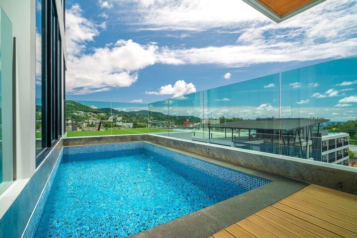 Pool 77 of 127