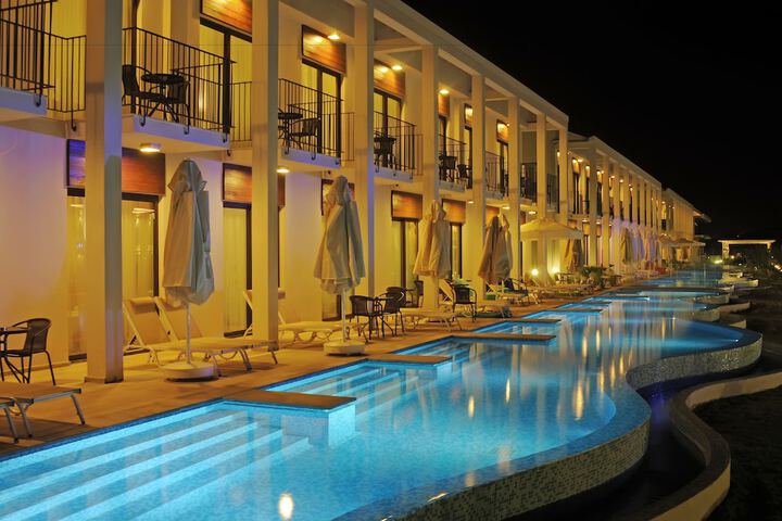 Hotel Pool