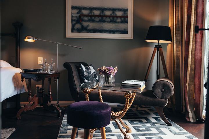 Room 14 of 50