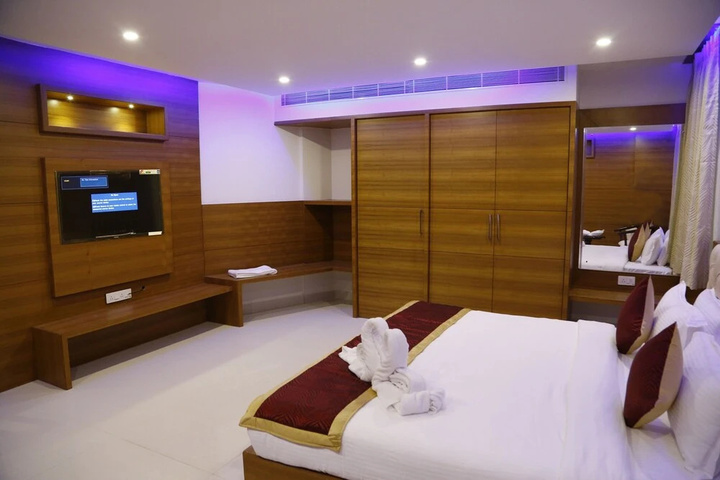 Room 3 of 11