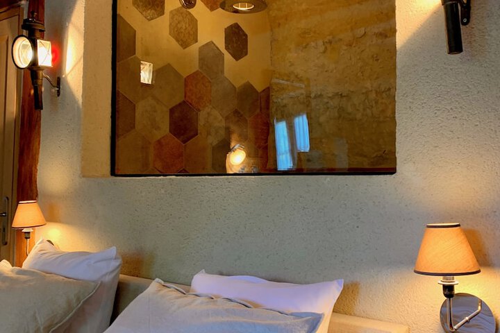 Room 29 of 89