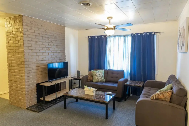 Room 3 of 16