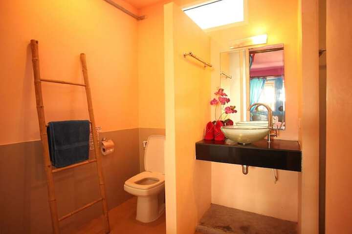Room 135 of 169