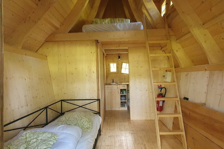 Room 7 of 224