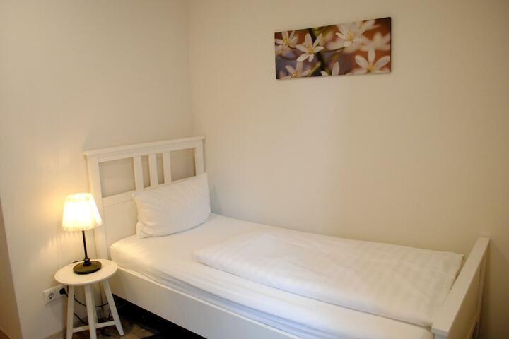 Room 18 of 66