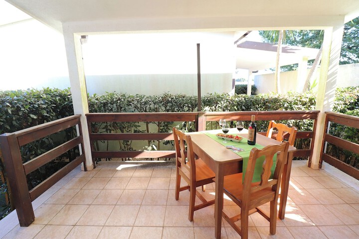 Dining 36 of 39