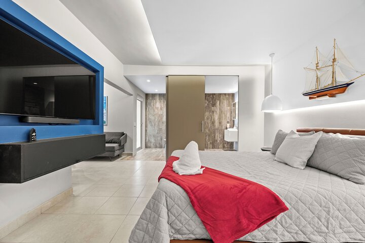 Room 36 of 224