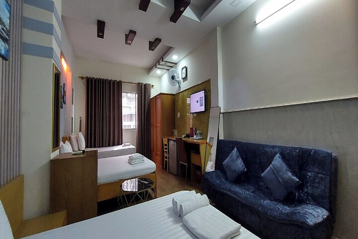 Room 7 of 36