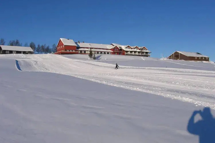 KAMBEN HOEYFJELLSHOTELL