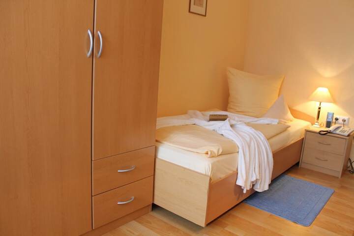 Room 18 of 63