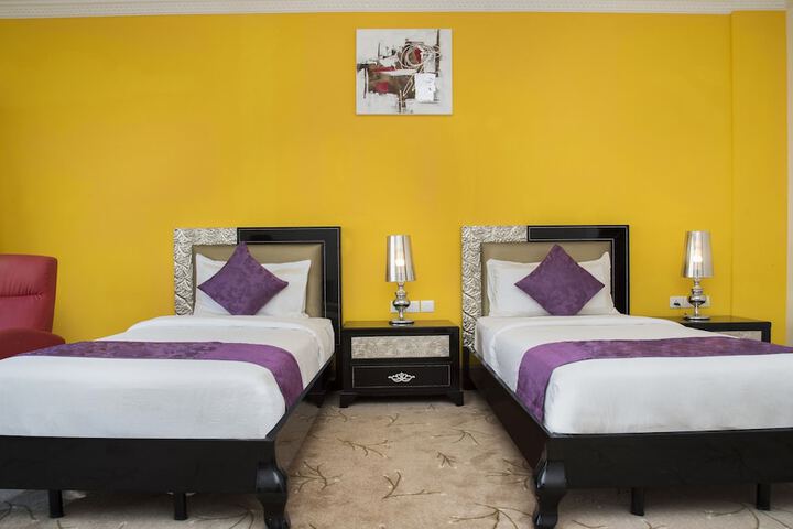 Room 13 of 26