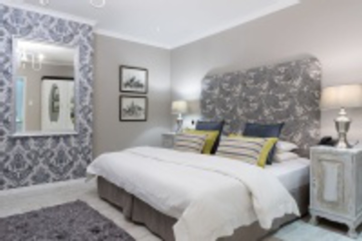 Room 30 of 432