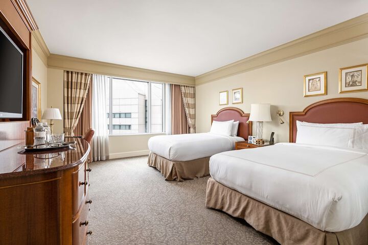 Room 30 of 182