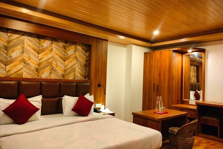 Room 14 of 20