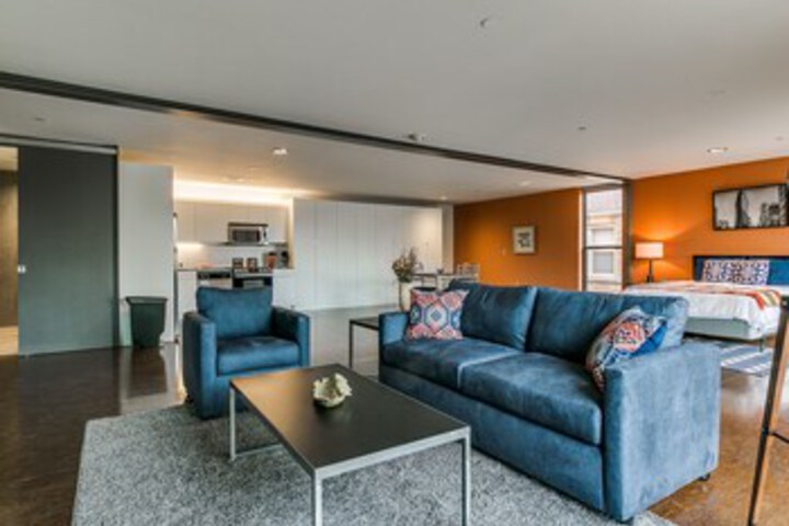 Room 15 of 26