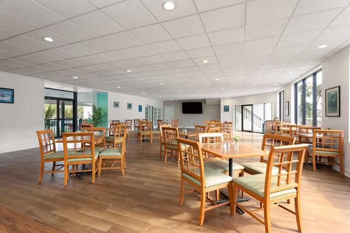 Breakfast/Coffee Service 71 of 88