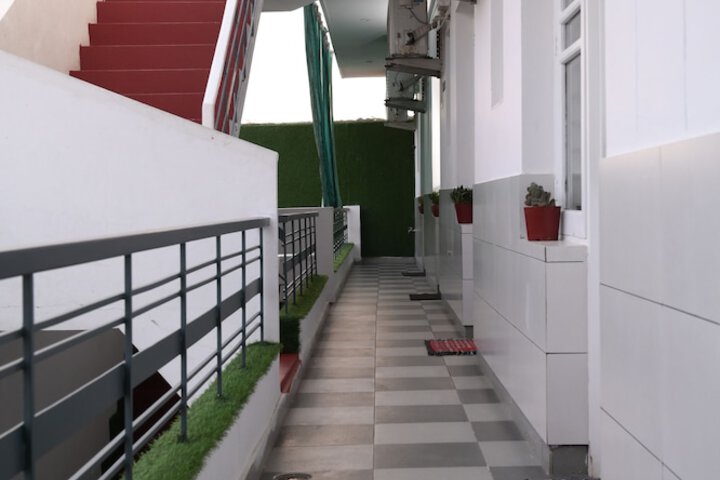 Terrace/Patio 34 of 59
