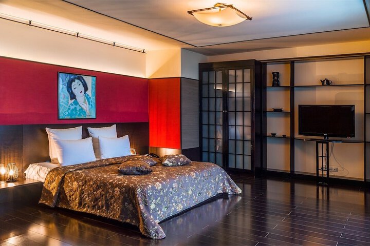 Room 10 of 39