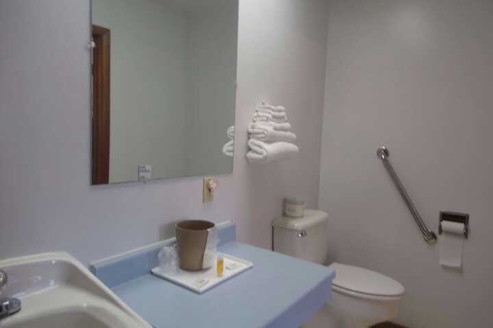 Clean Restrooms