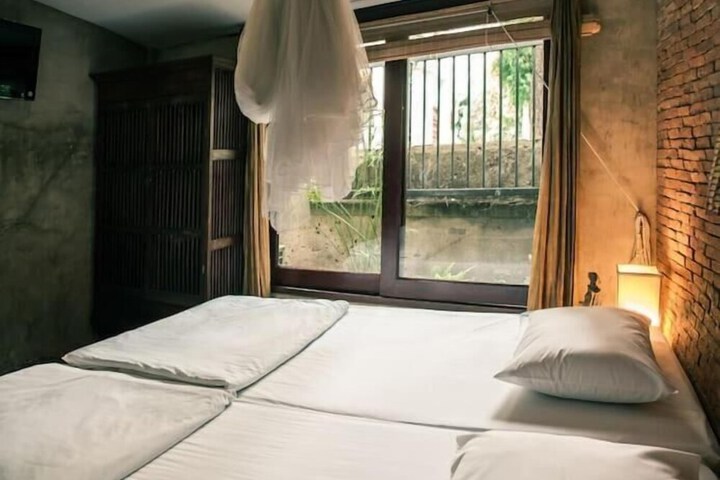 Room 15 of 47