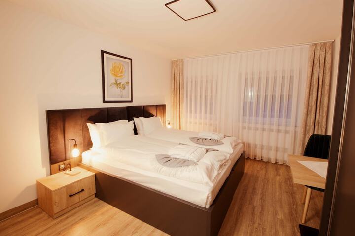 Room 17 of 23