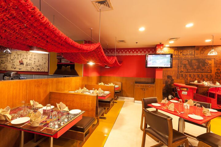 Dining Photos