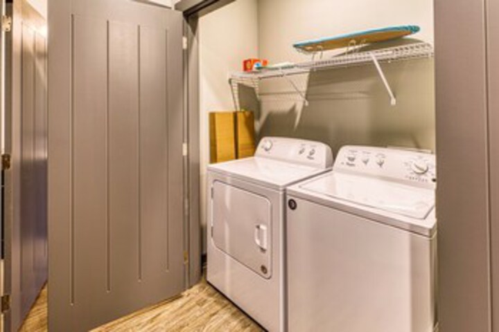 Laundry 91 of 283