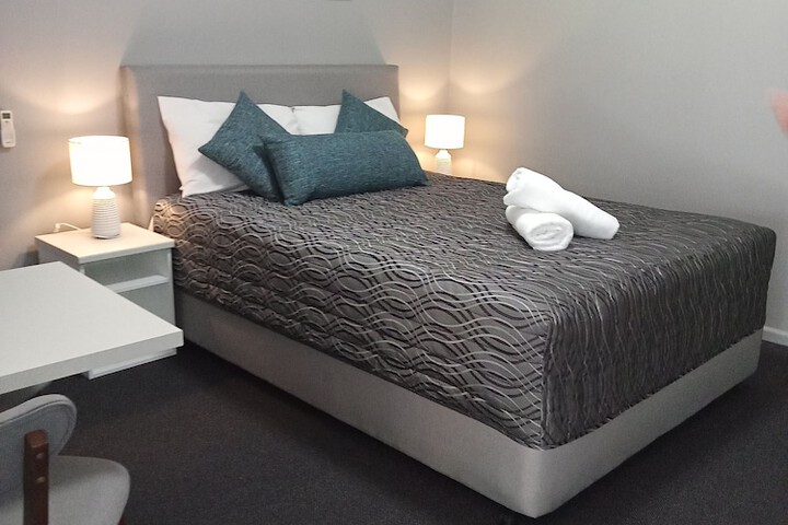 Room 5 of 31