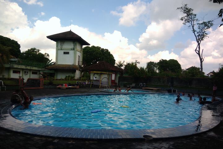Pool Photo