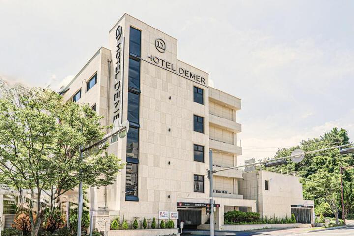 Hotel Demer Mokpo
