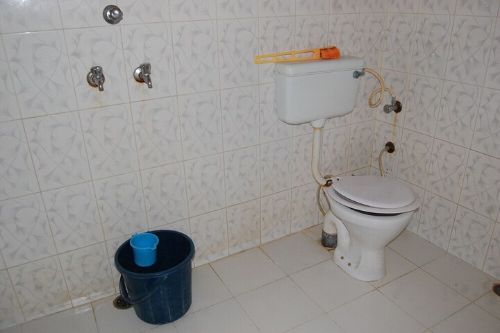 Room 44 of 123