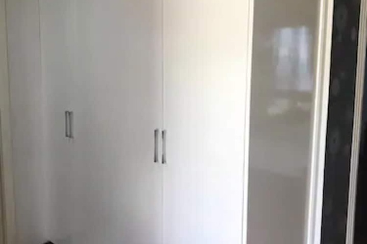 Room 25 of 63