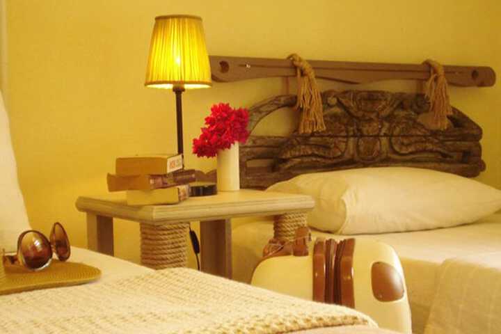Room 4 of 40