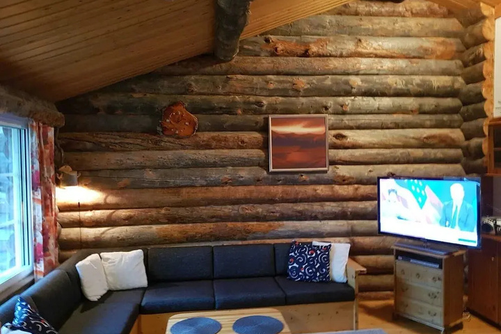 Room 3 of 15