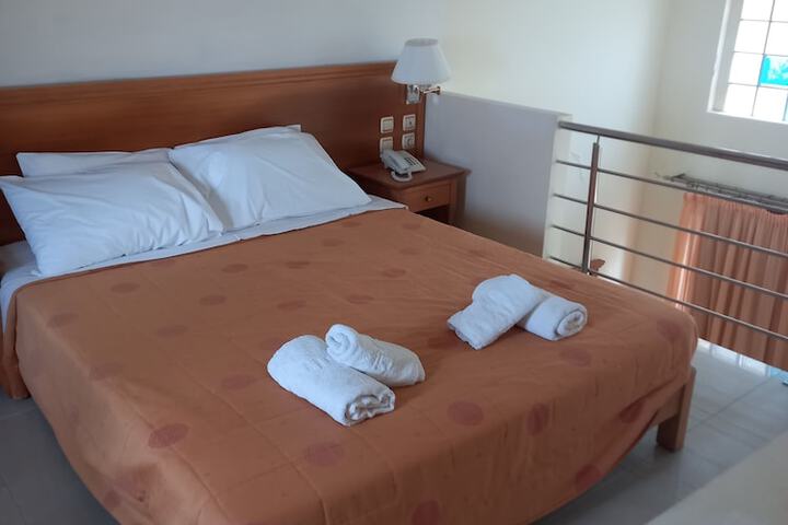 Room 14 of 56