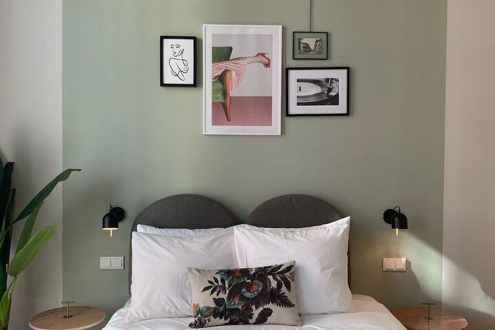 Room 17 of 62