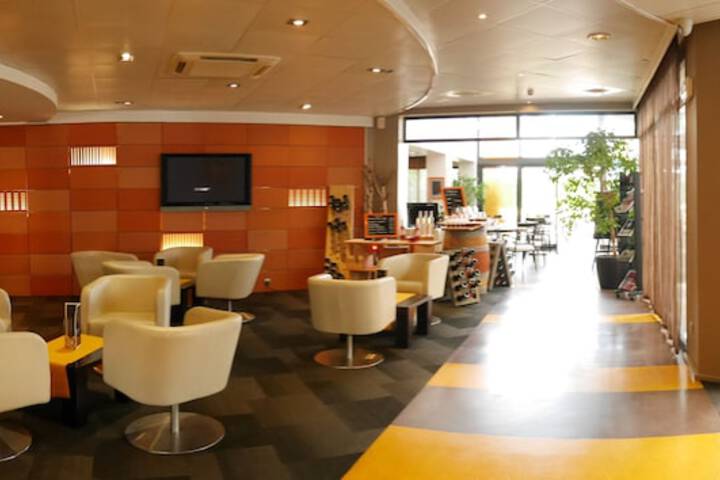Hotel Lobby