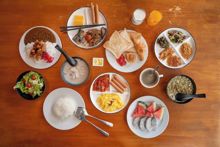 Breakfast/Coffee Service 54 of 64
