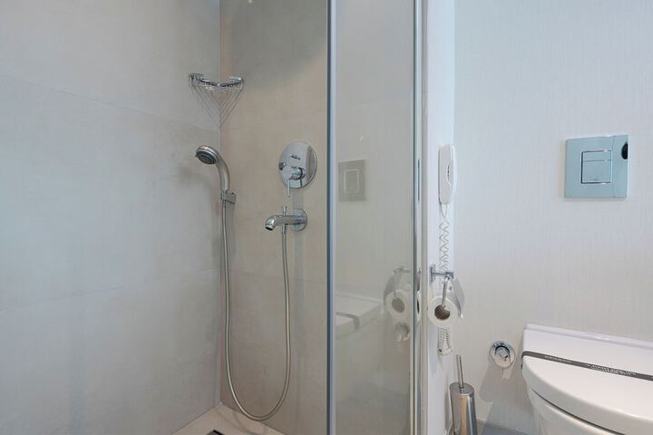 Clean Restrooms