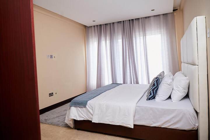 REGAL SPACES AT IMPERIAL GROVE