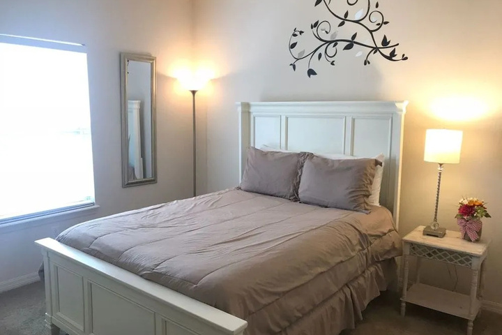 Room 7 of 20