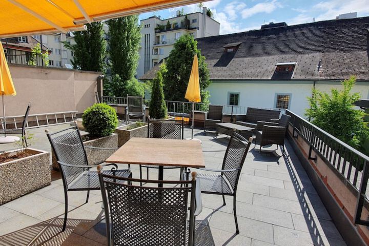 Terrace/Patio 27 of 44