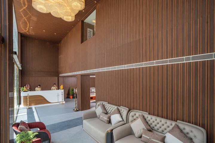Hotel Interior 3 of 20