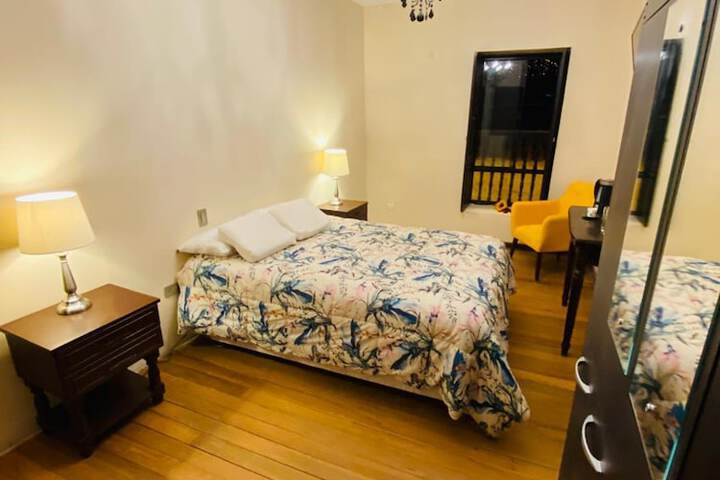 Room 14 of 80